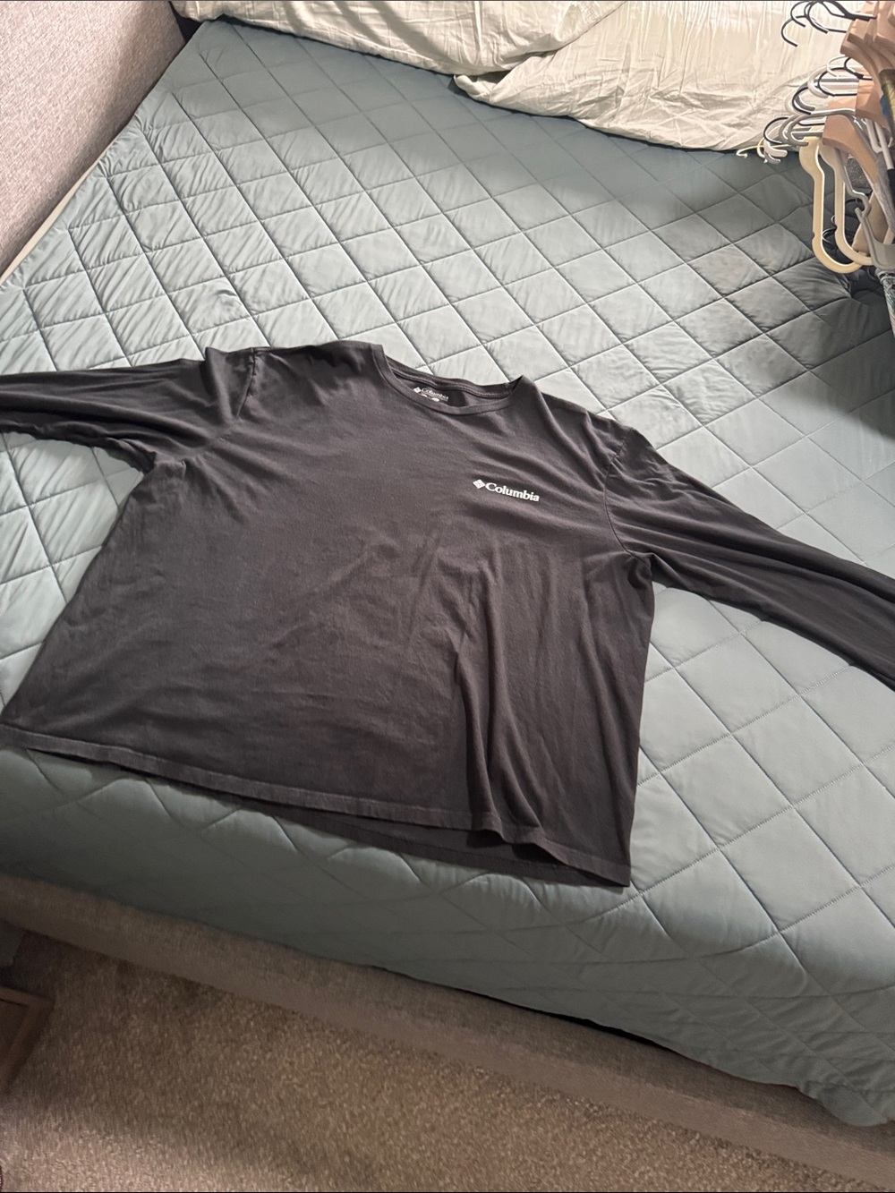 Columbia Black Long Sleeve Crew Neck Shirt